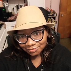 Meet your Posher, Jayla